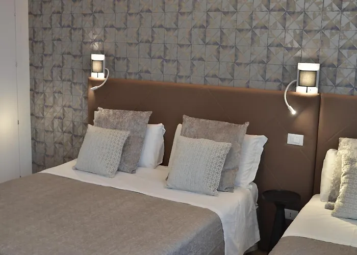 فندق مبيت وإفطار At Your Place روما